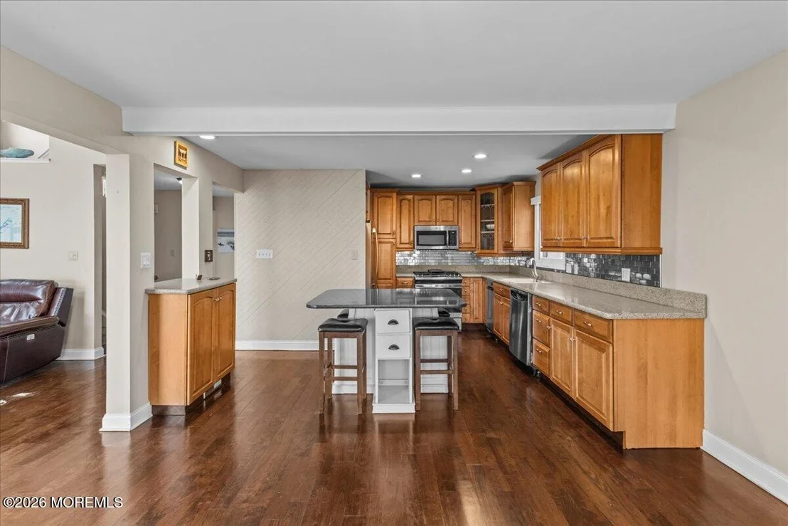 Photo of 63 Ohio Drive