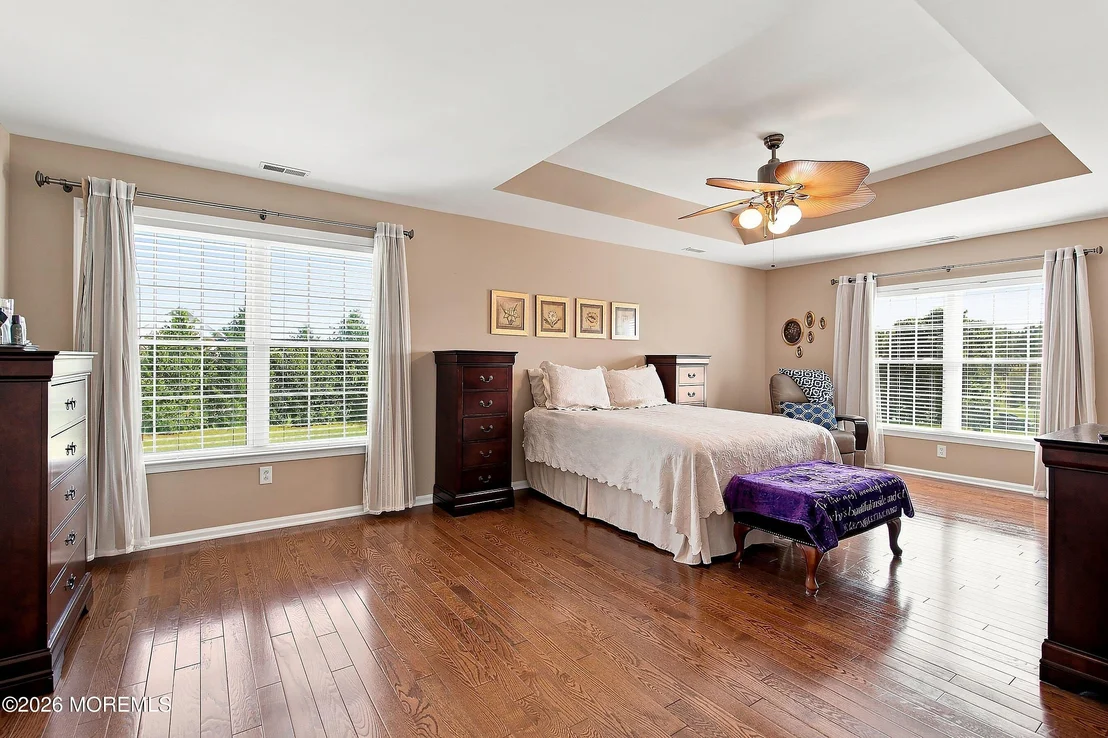 Photo of 43 Oxford Circle