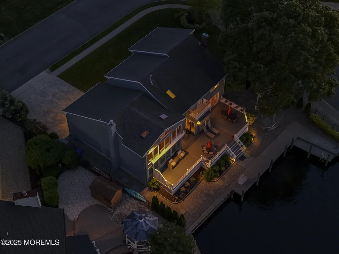 Photo of 560 Midwood Drive