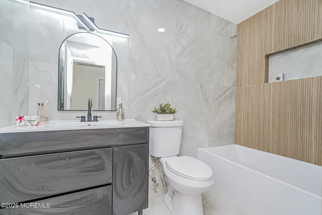 Photo of 160 Westbrook Drive