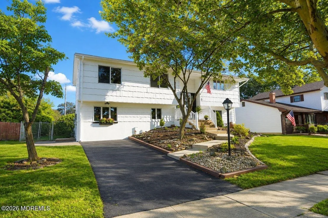 Photo of 6 Ennis Drive
