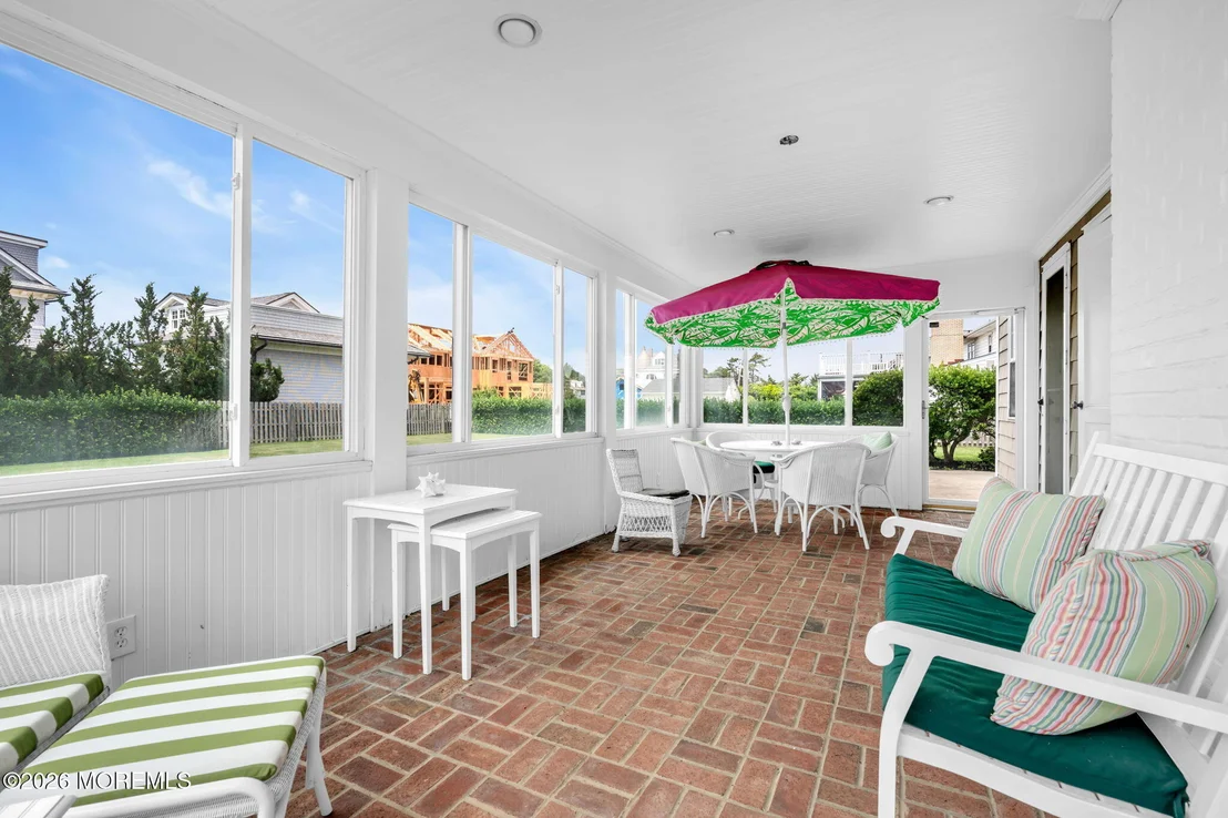 Photo of 5 Howell Avenue