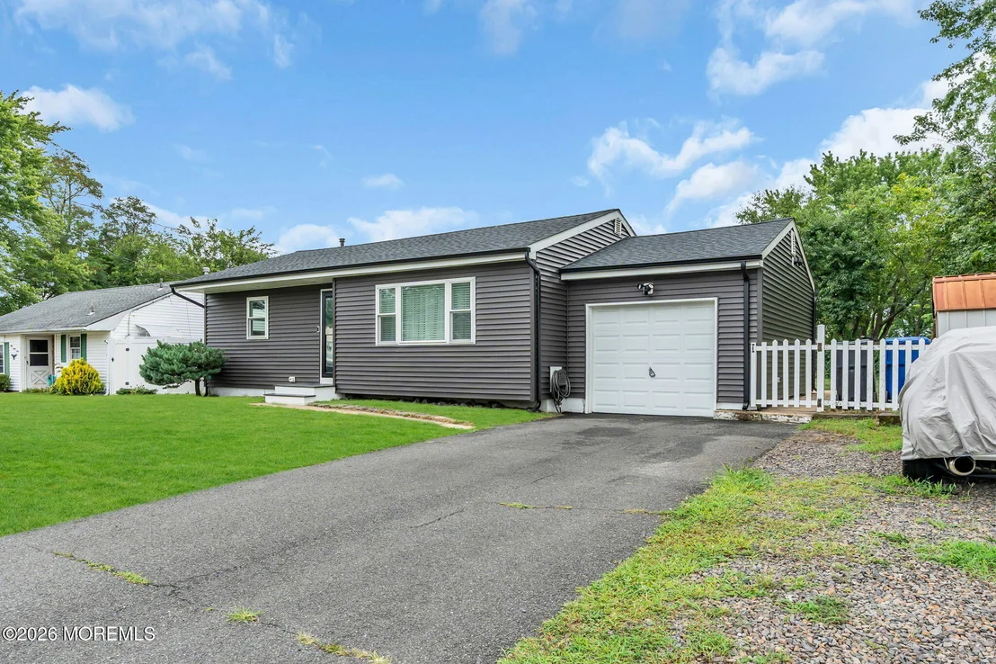 Photo of 893 Egret Drive