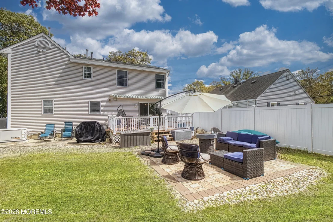 Photo of 502 Yew Drive