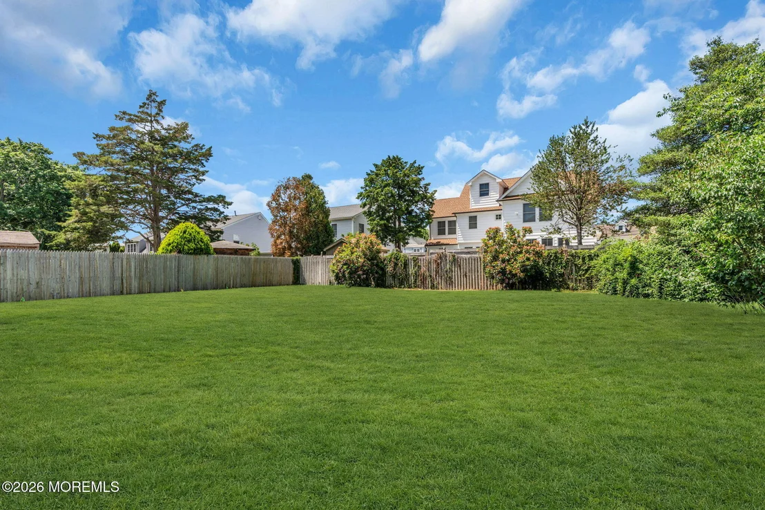 Photo of 808 Allaire Road