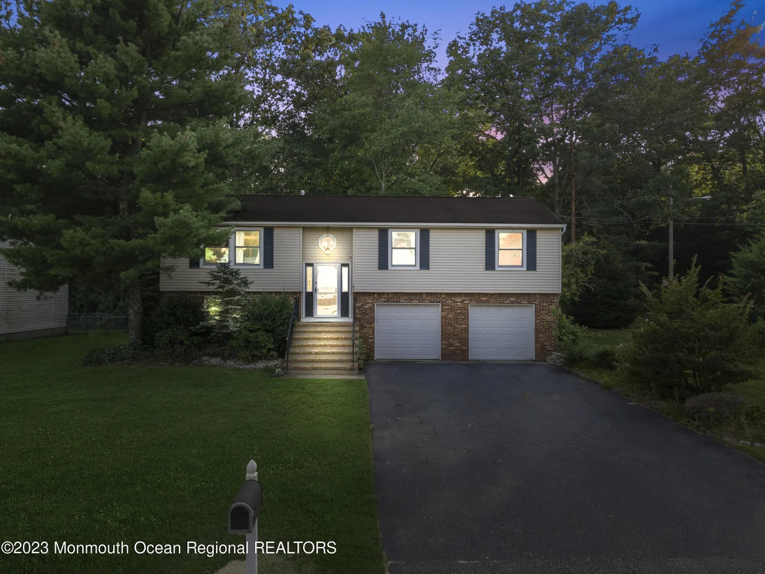 Photo of 47 Forest Drive