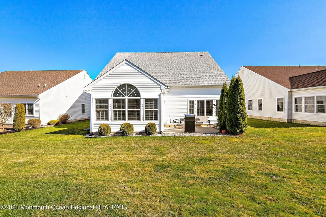 Photo of 40 Eagleswood Drive