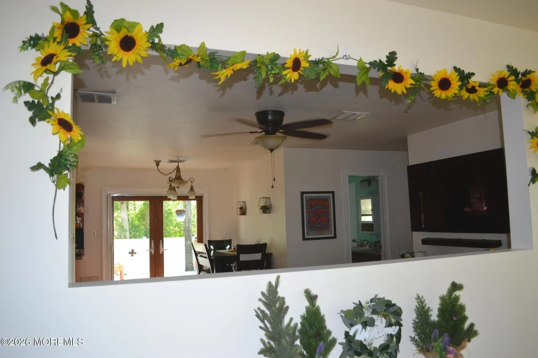 Photo of 31 Chestnut Way Circle