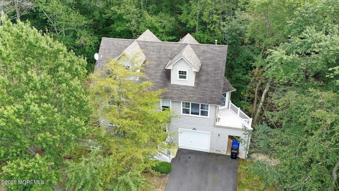 Photo of 7 Cedar Island Drive