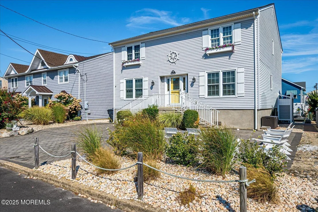 Photo of 308 Cove Drive