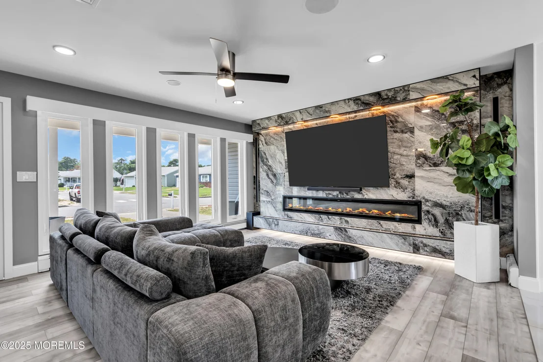 Photo of 16 Whitmore Drive