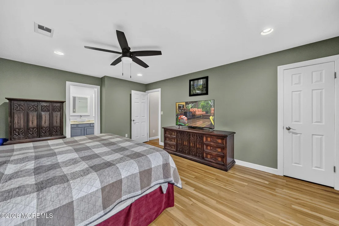 Photo of 146 Juniper Drive