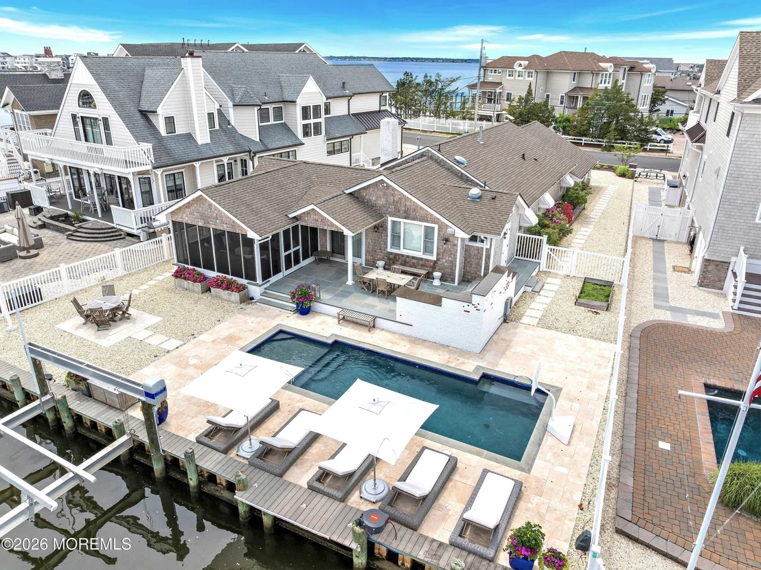 Photo of 120 Dickman Drive