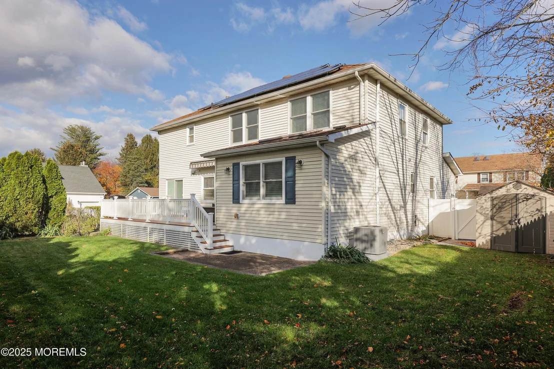 Photo of 2 Columbia Drive