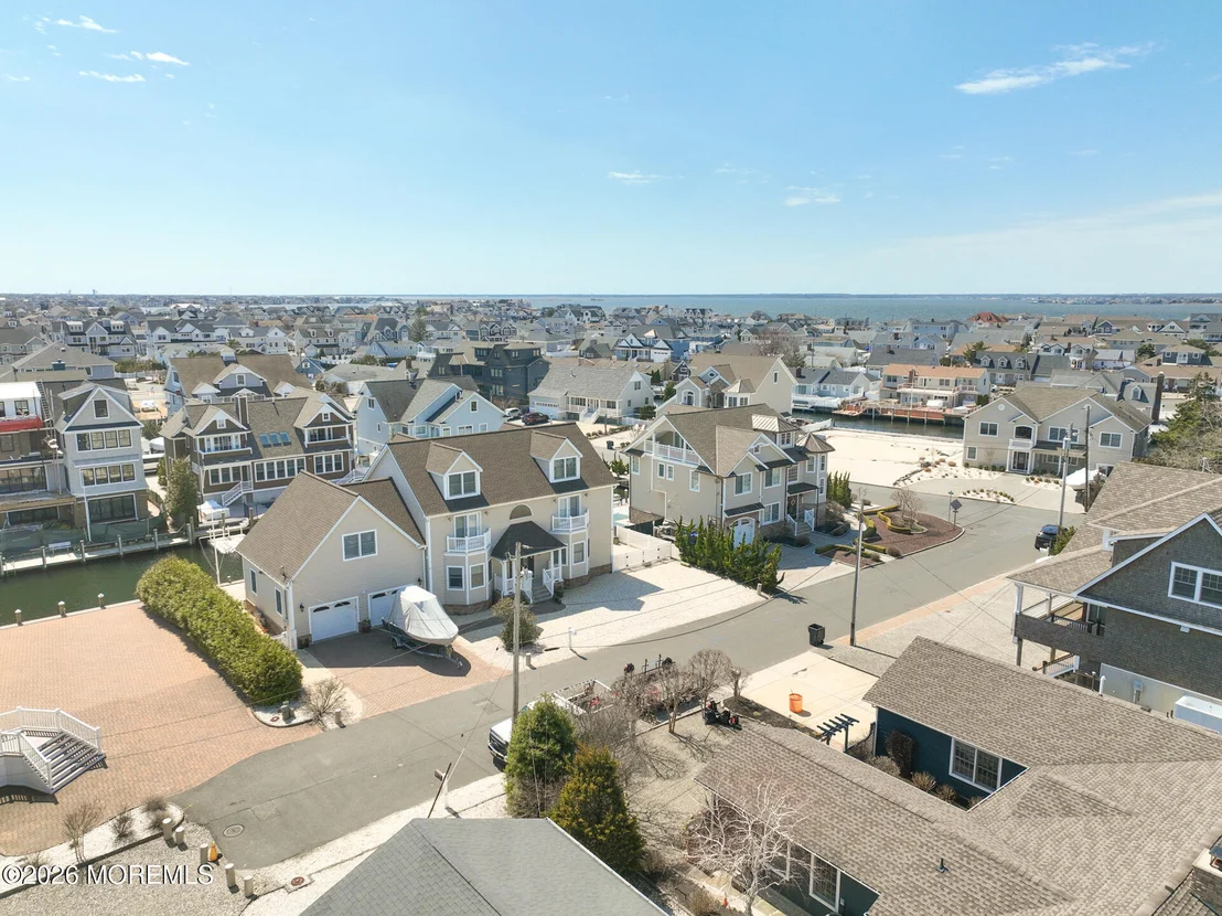 Photo of 305 Sloop Lane