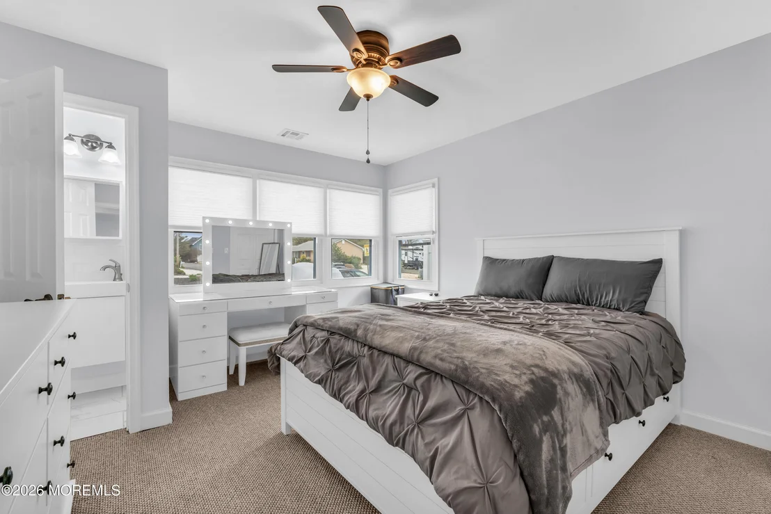 Photo of 933 Montauk Drive