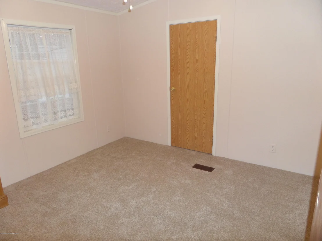 Photo of 307 3rd Street