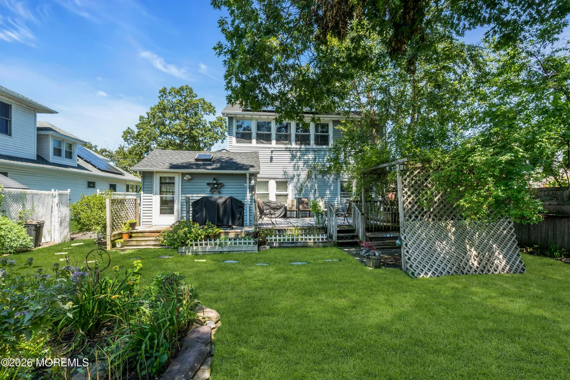 Photo of 637 Prospect Avenue