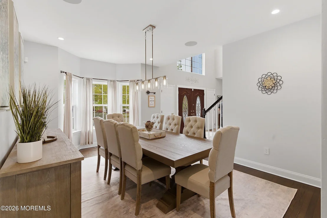 Photo of 8 Arboretum Drive