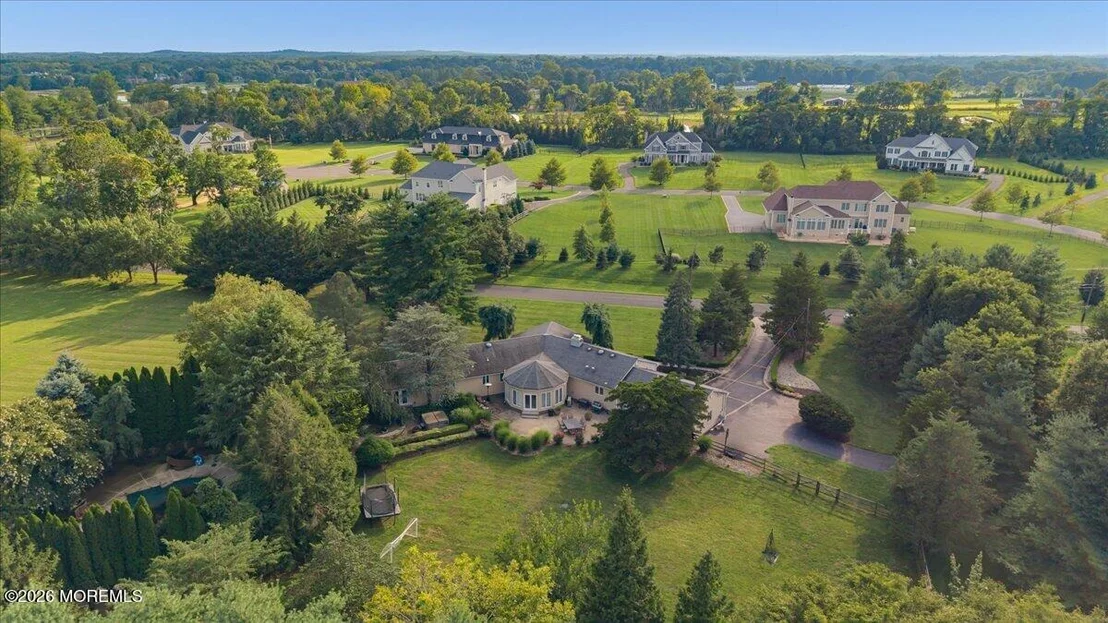 Photo of 48 Lakeside Avenue