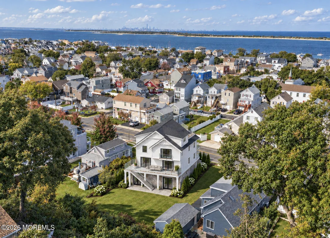 Photo of 107 Shore Drive