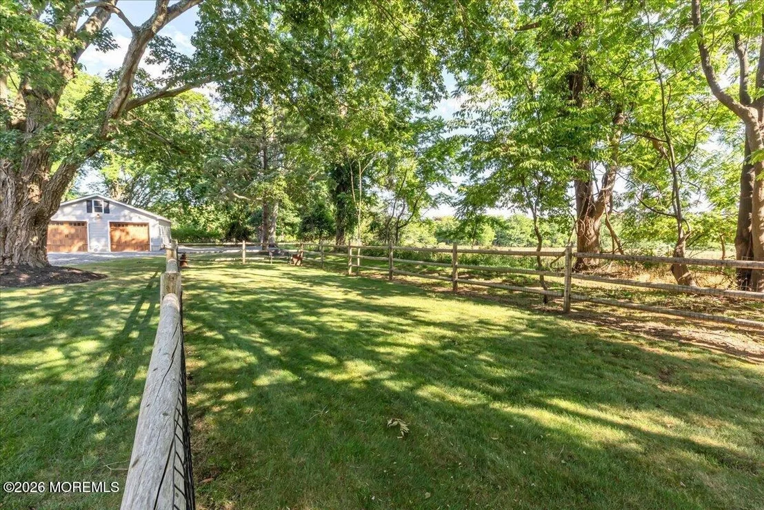 Photo of 102 Middletown Road