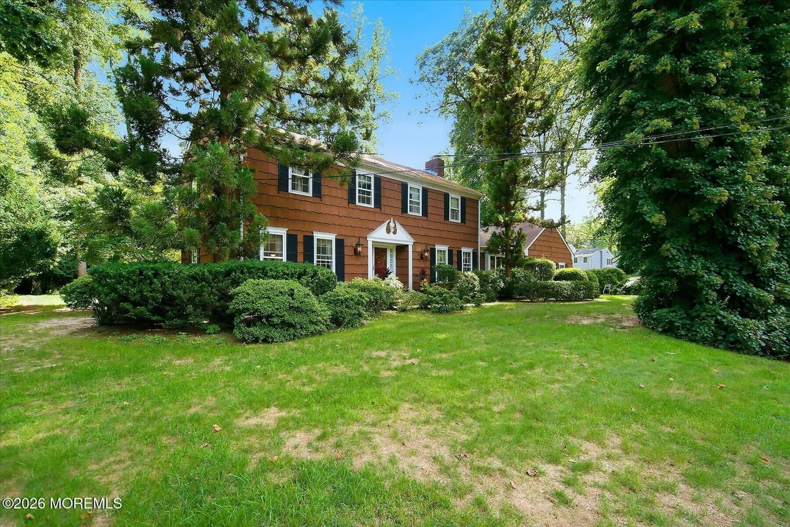 Photo of 76 Tall Timber Road