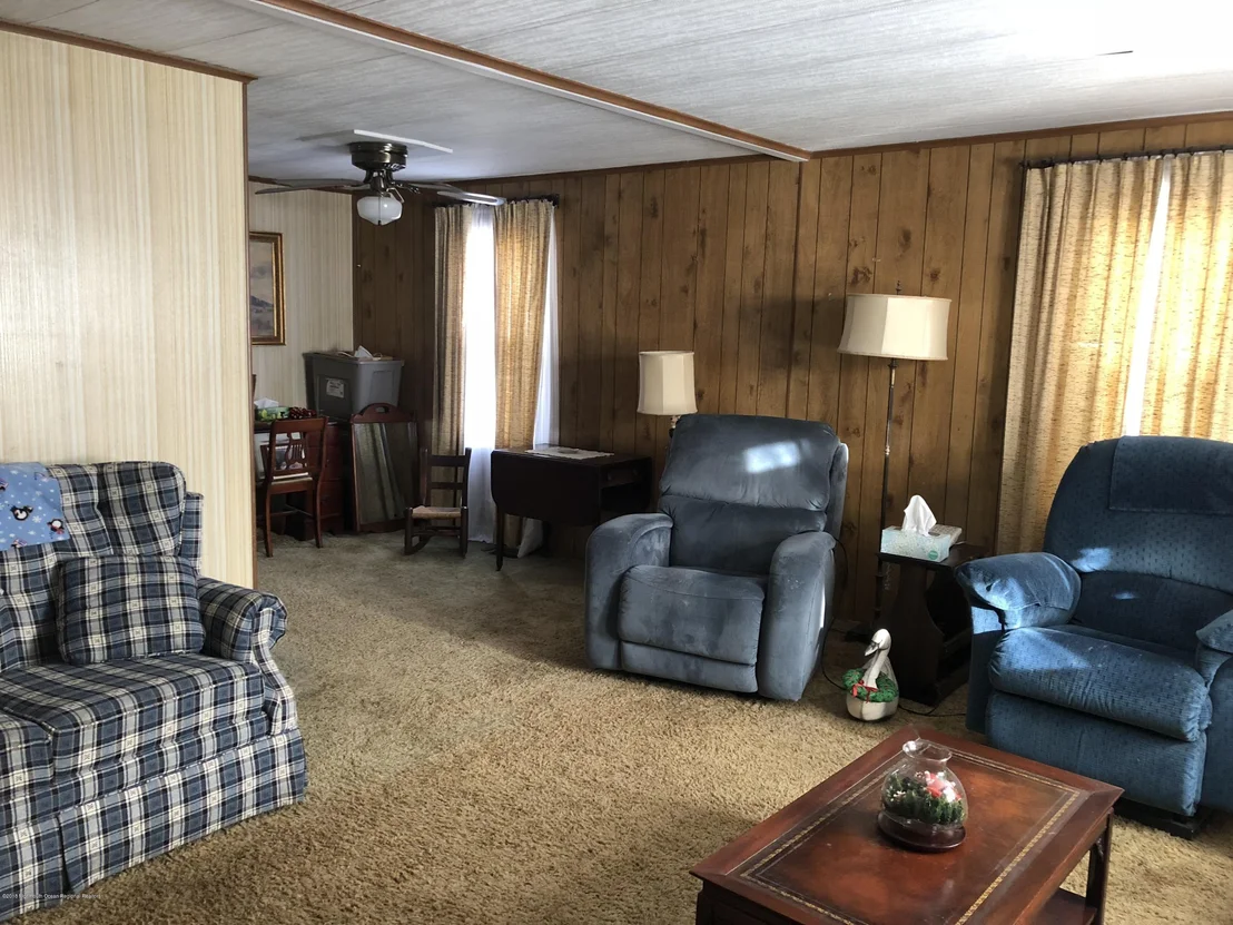 Photo of 646 Dede Drive