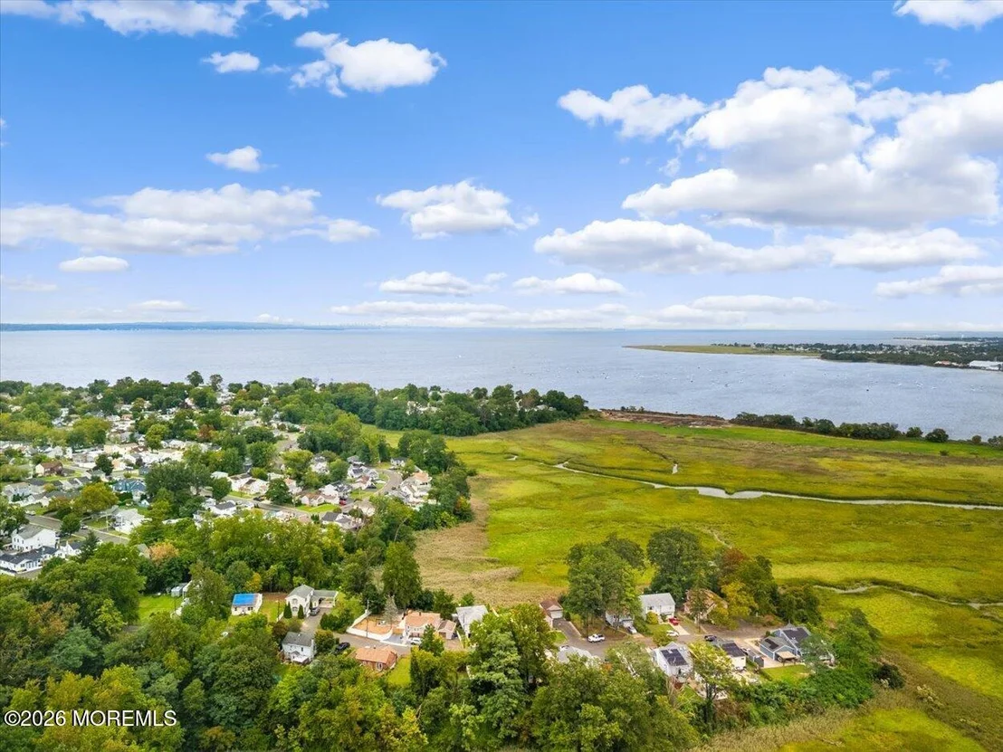 Photo of 471 Beverly Drive