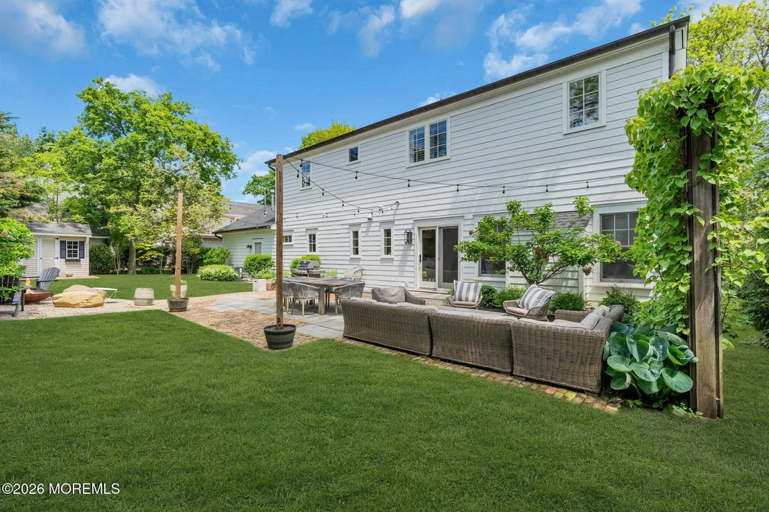 Photo of 22 1st Street
