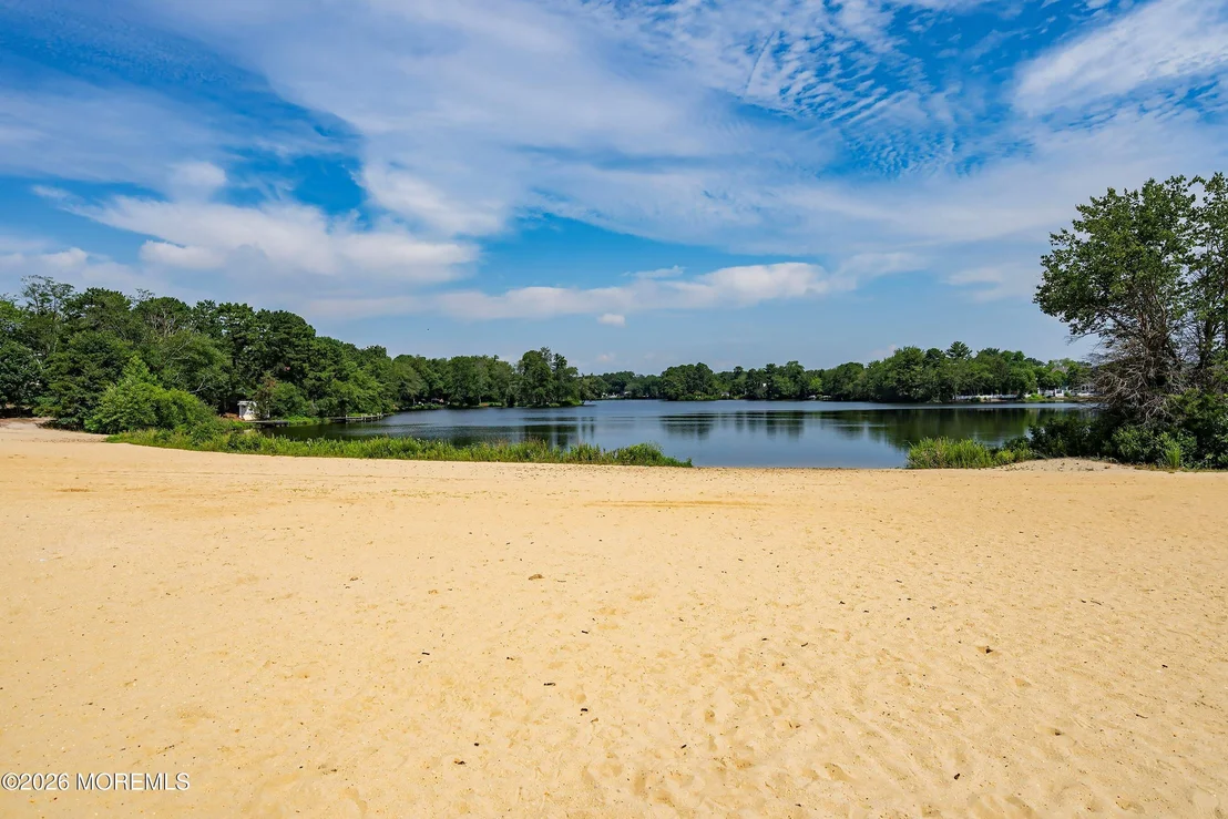 Photo of 296 Lake Shore Drive