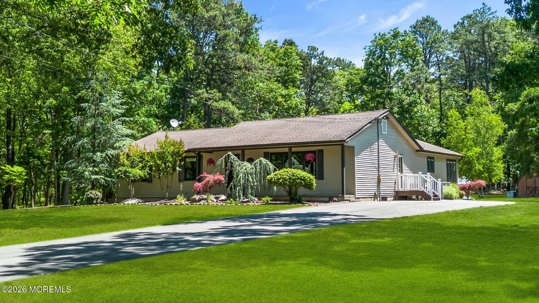 Photo of 819 Harmony Road