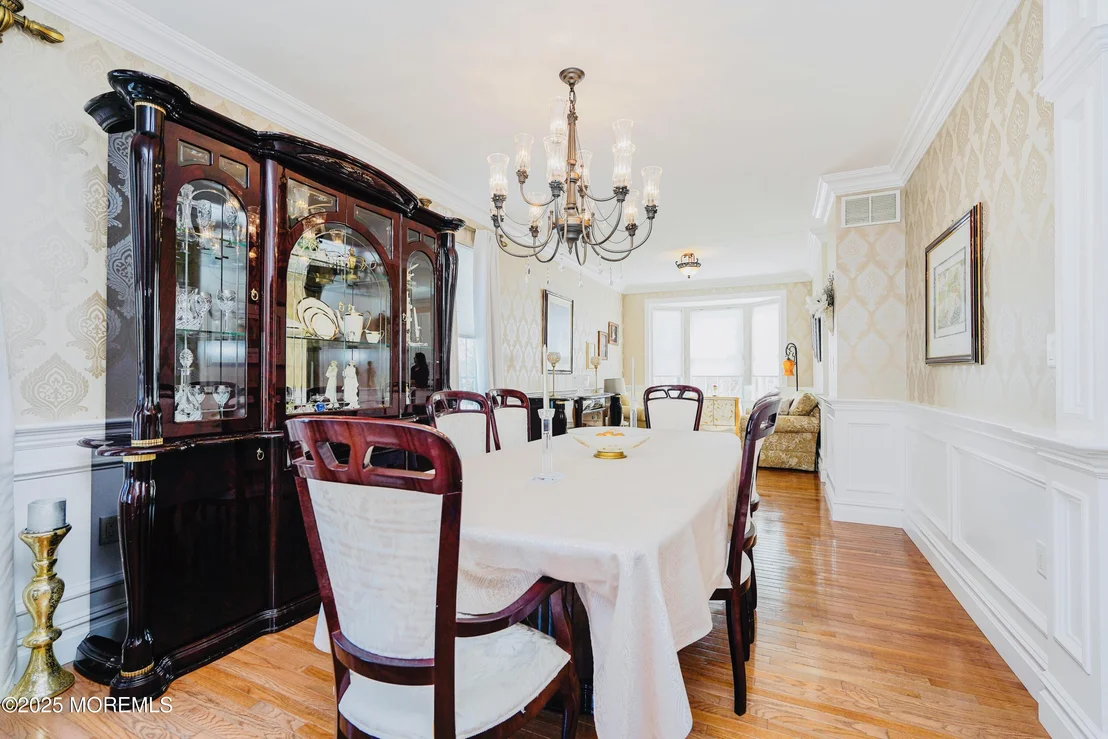 Photo of 19 Summerhill Avenue