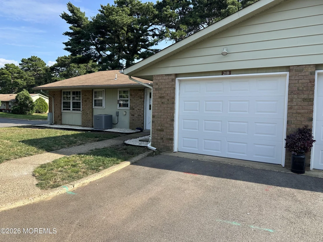 Photo of 21B Cambridge Circle