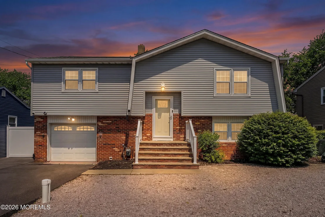 Photo of 3148 Oceanic Drive