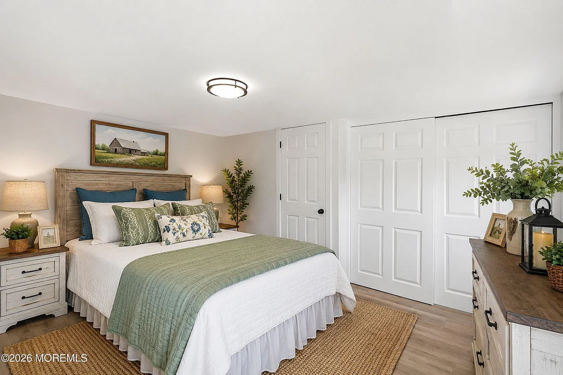Photo of 164 Maple Avenue