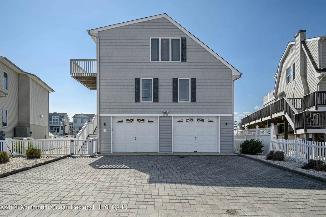 Photo of 208 Morris Boulevard