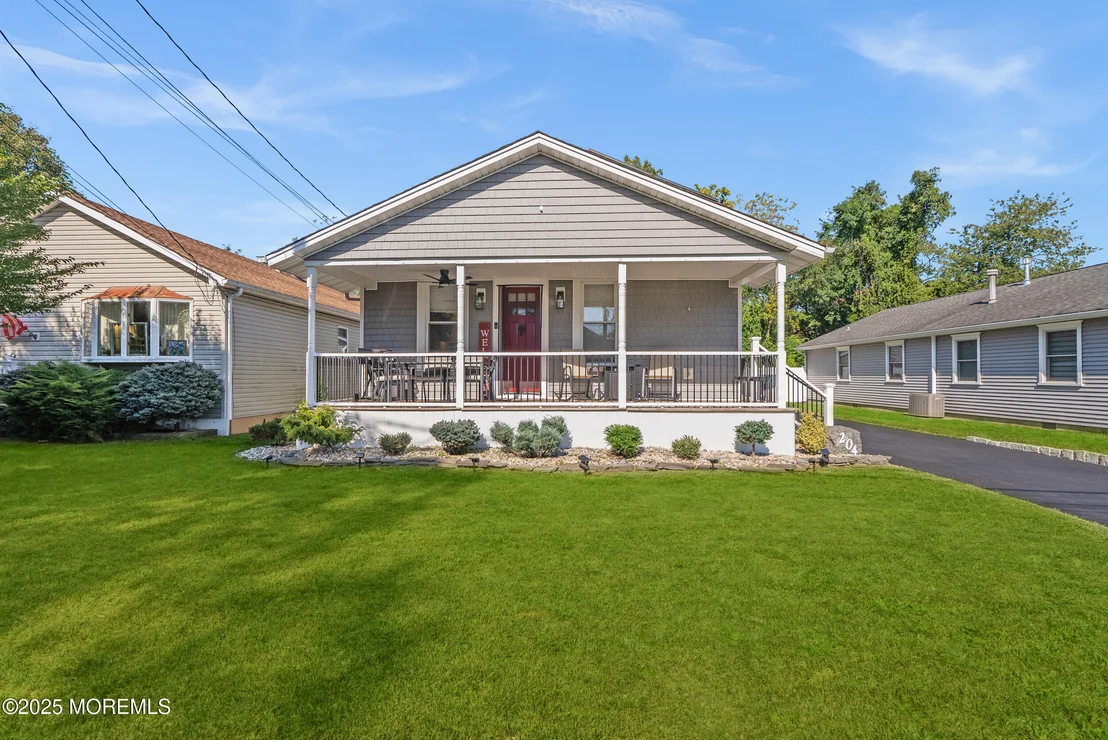 Photo of 204 5th Avenue