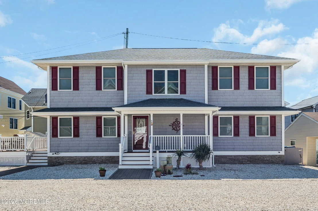 Photo of 3 Holiday Road