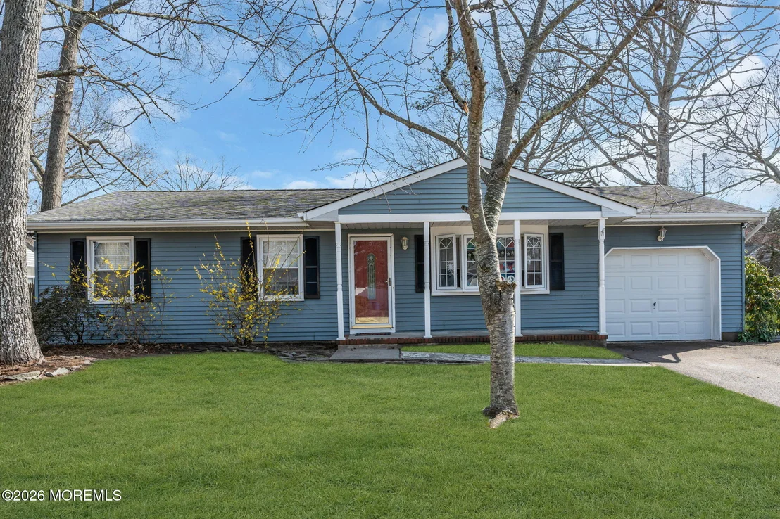 Photo of 205 Hemlock Drive