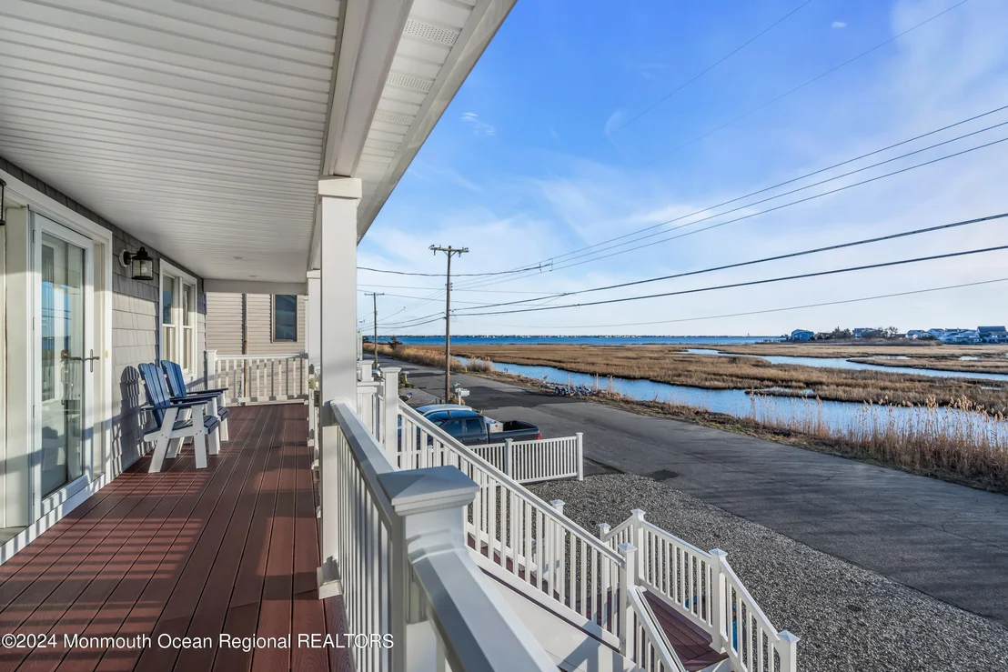 Photo of 106 Saint Lawrence Boulevard