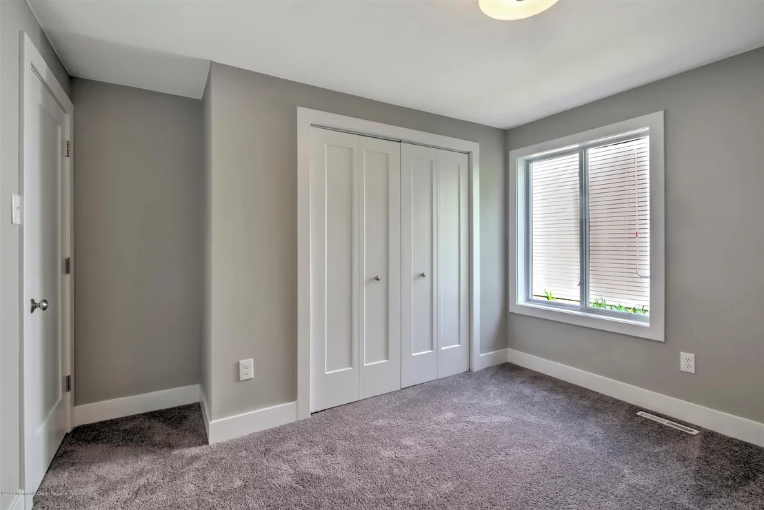 Photo of 263 Grant Court