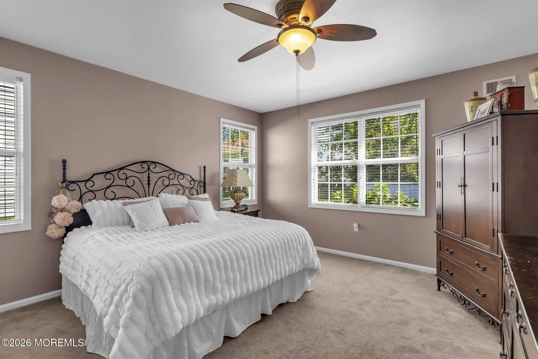 Photo of 18 Inkberry Lane