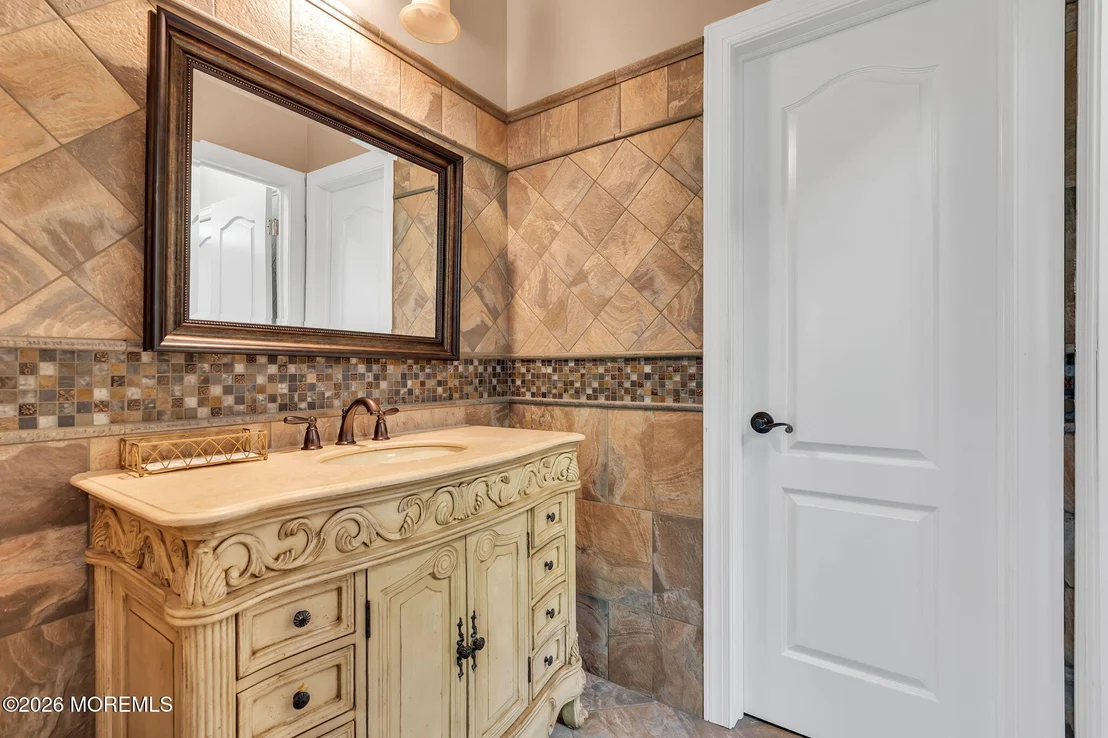 Photo of 347 Millstone Road