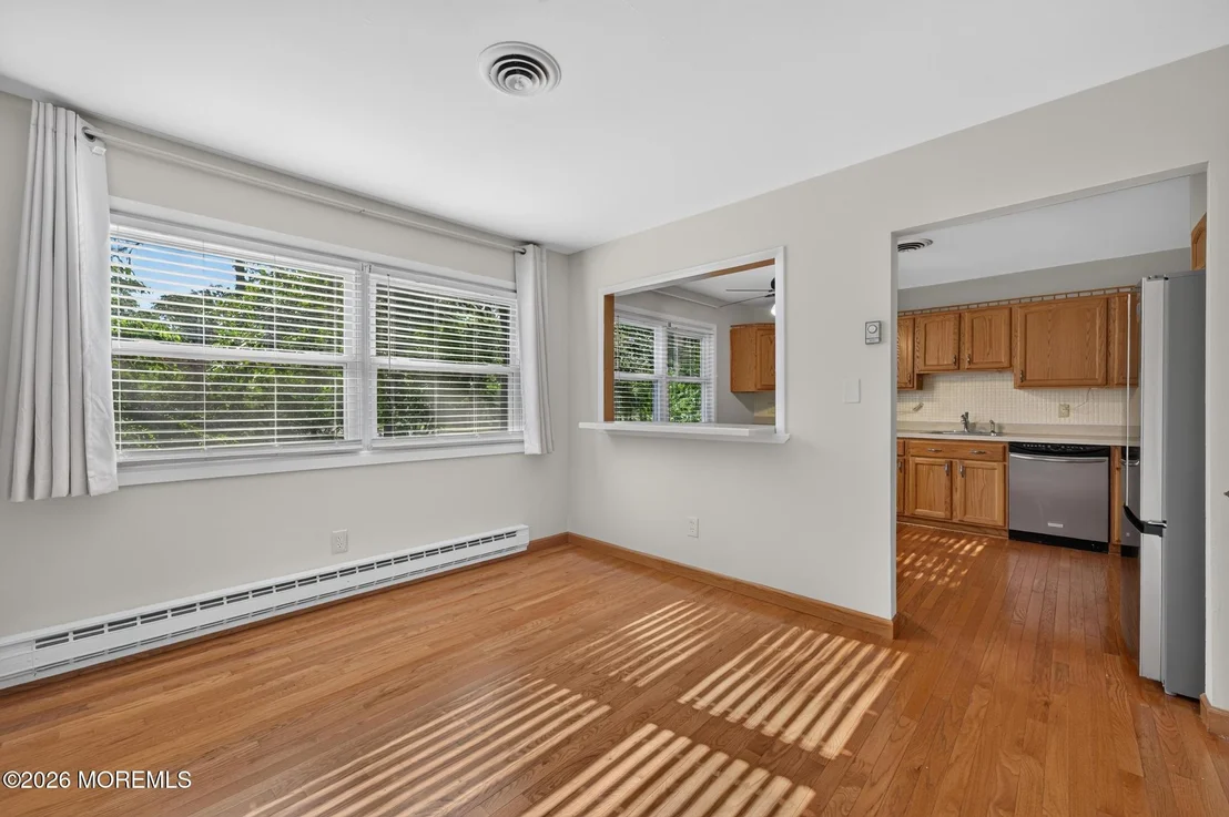 Photo of 11 Kentucky Way