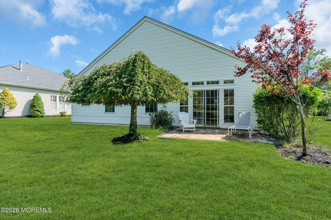 Photo of 2593 Collier Road