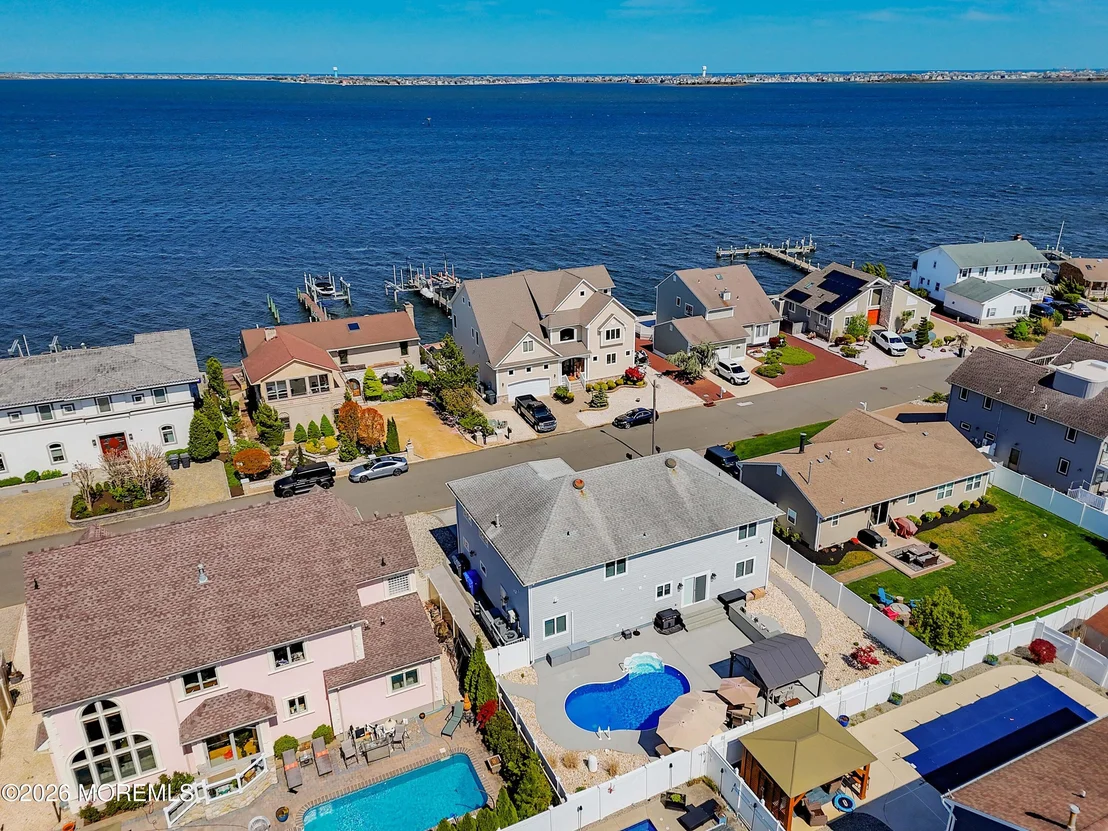 Photo of 3324 Long Point Drive