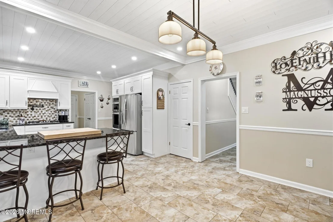Photo of 711 Tall Oaks Drive