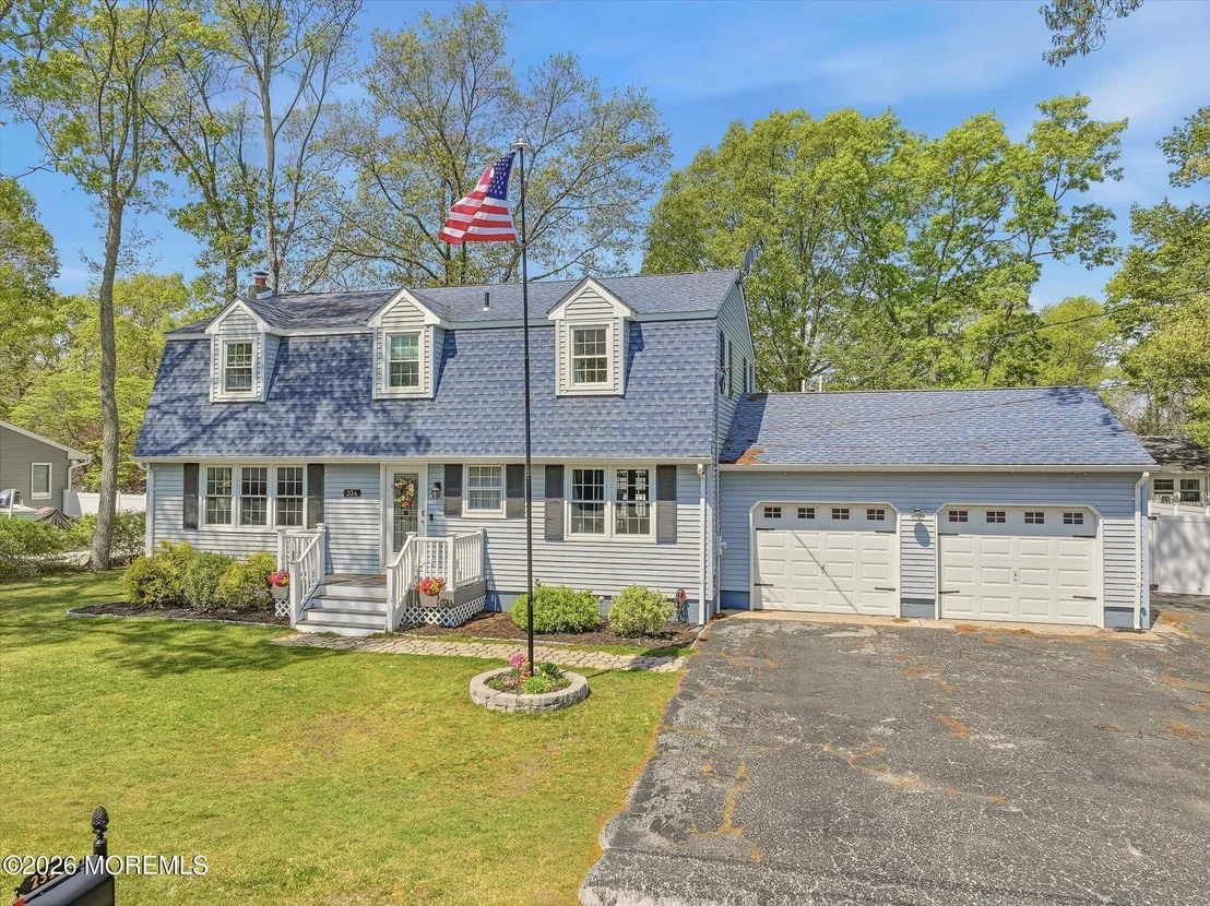 Photo of 234 Spruce Lane