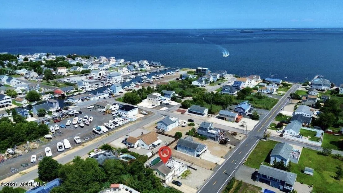 Photo of 87 Clearwater Drive